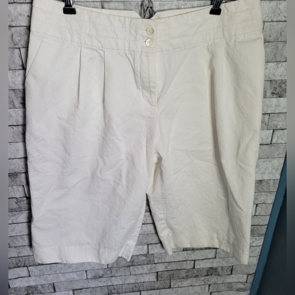 Celine size 42/10 Women's Bermuda shorts